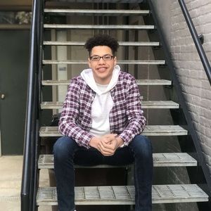 Meet your Posher, Elijah